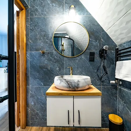Bukowiansko Nutka 3*